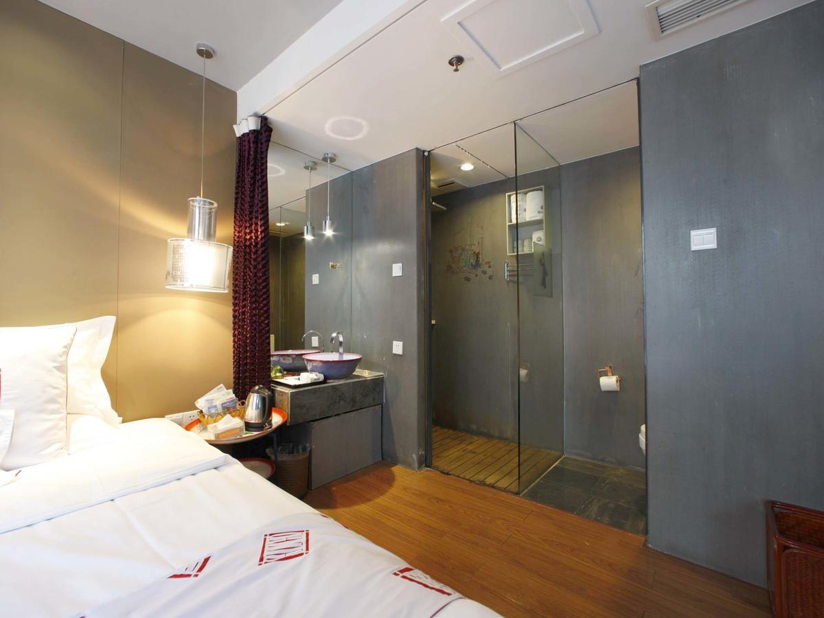 China Community Culture & Art Hotel Qingdao Exterior photo